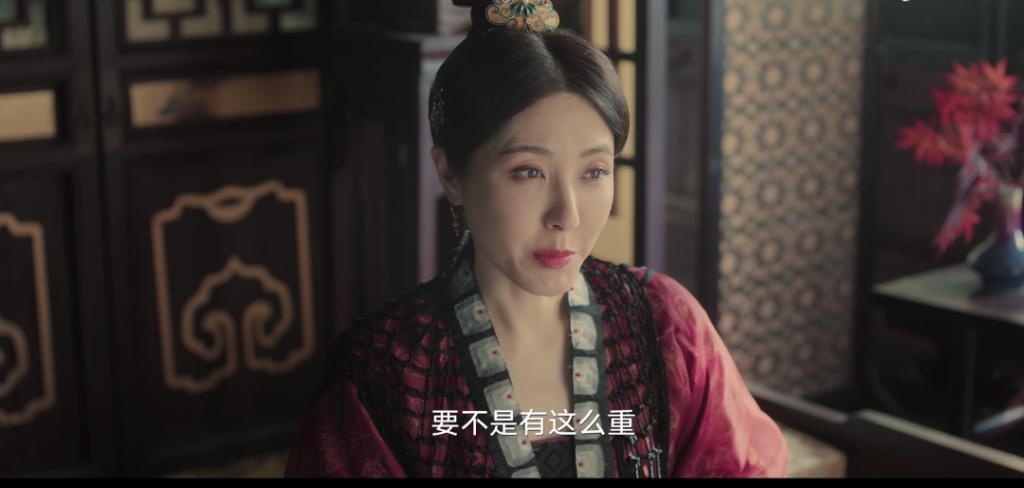 上海这一夜：娜然芭比粉，张天爱很敢穿，但47岁曾黎赢了