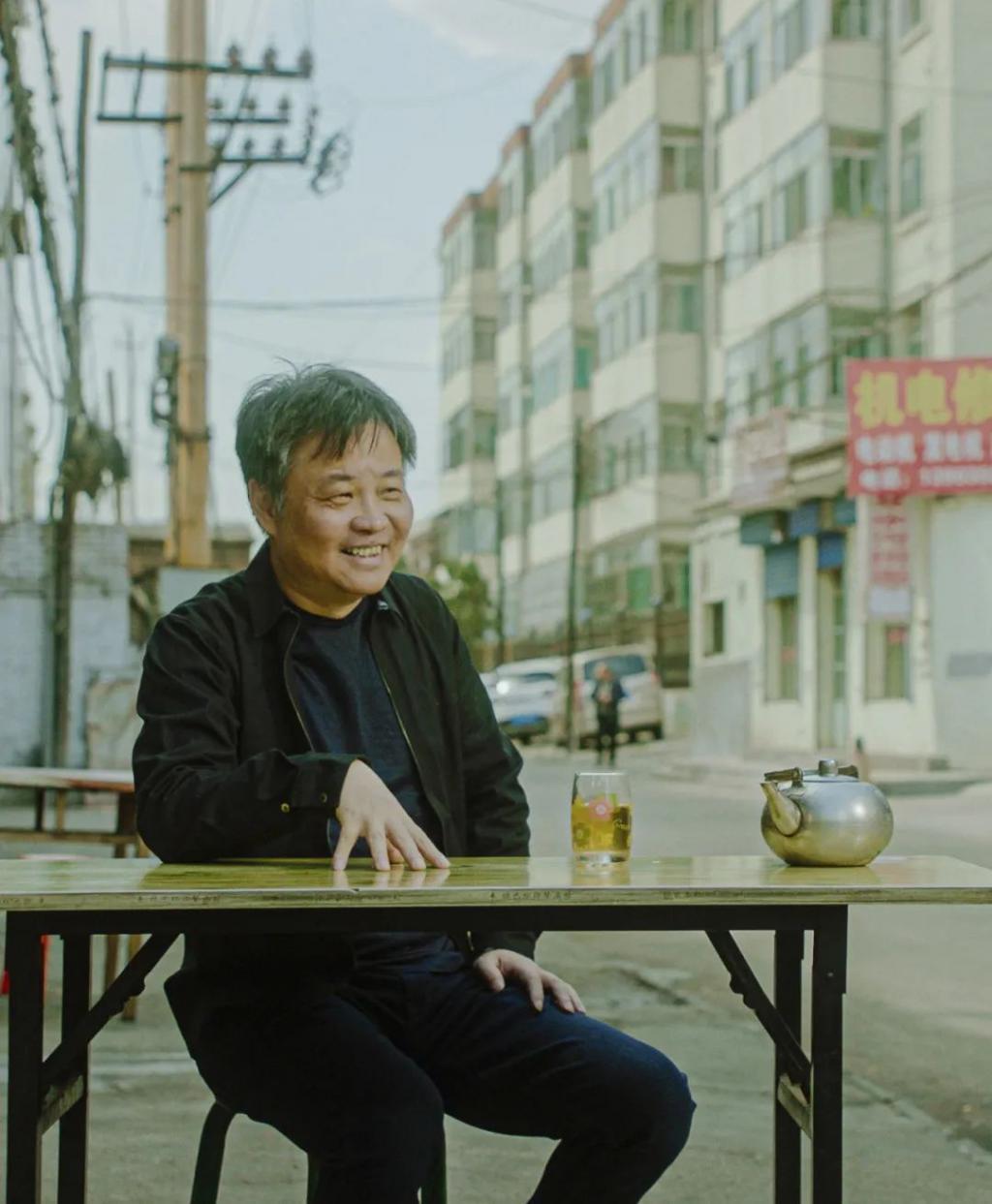 作家余华已死，网红余华活着