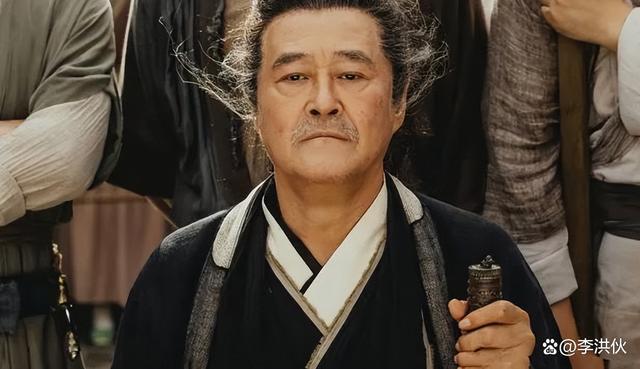 赵本山操碎心！为徒弟补缴上亿元税款，定时尿检以防徒弟涉毒