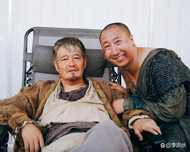 赵本山操碎心！为徒弟补缴上亿元税款，定时尿检以防徒弟涉毒