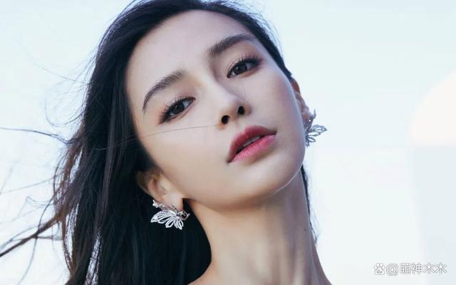 杨颖被浙江台除名后，闺蜜否认其受影响，称杨颖不会凉的