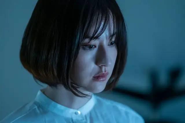 成年人的深夜档，得捂着眼睛看