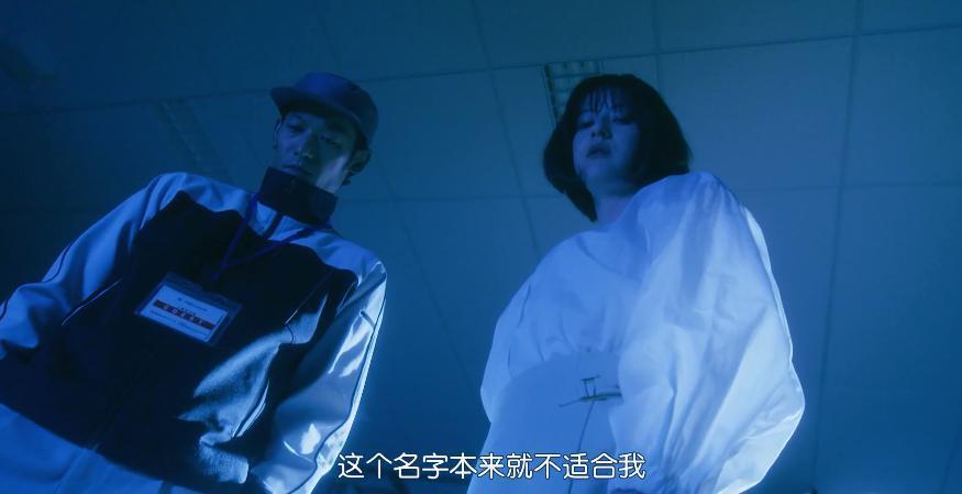 成年人的深夜档，得捂着眼睛看
