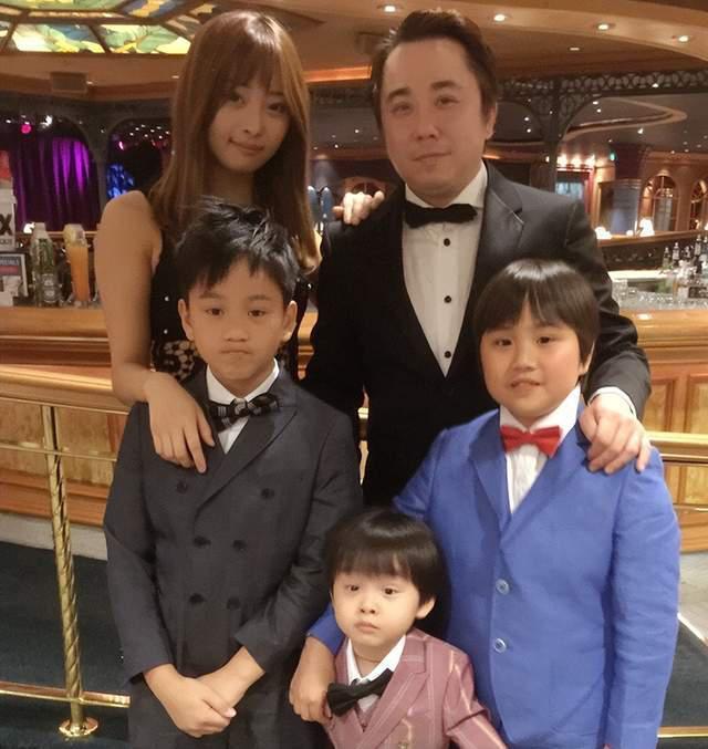 18岁童星公开与父亲对峙！没生活费一边上学一边还债
