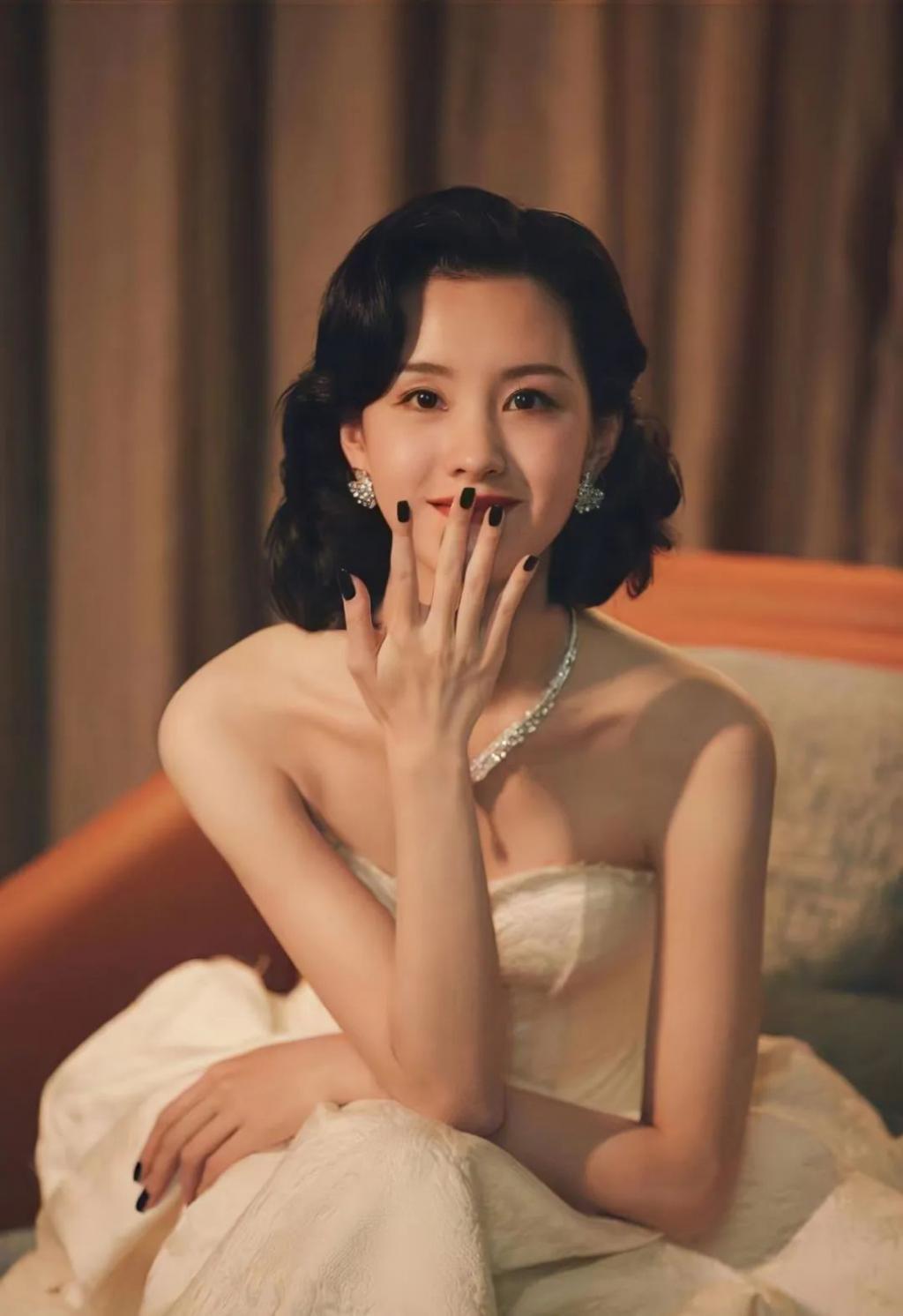 又有姐弟cp假戏真做了？