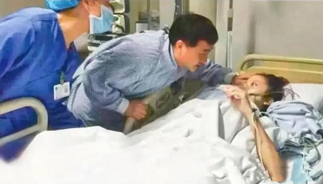 知情人称李玟本月将安葬于武汉 与姚贝娜同一墓园