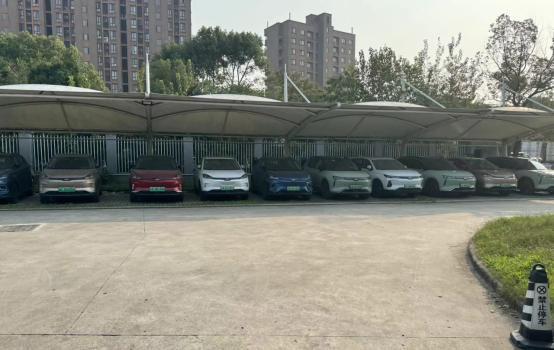 威马汽车仅剩817人，6月起停发工资，员工：不关心沈晖在哪，只求发薪