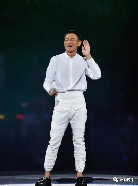 世上渣男千千万，最怕刘德华这一款，朱丽倩遇到高端玩家了