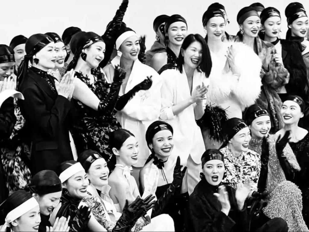 吕燕大秀，“初代名模”重出江湖，聊聊最传奇的三位……