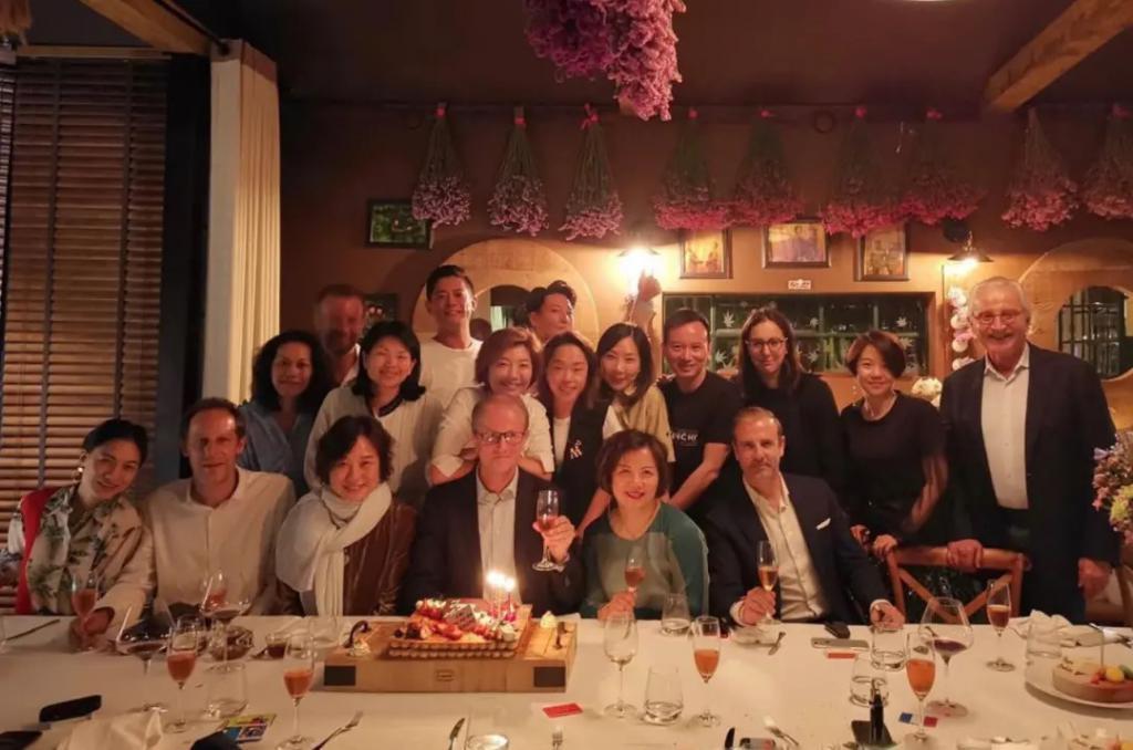 吕燕大秀，“初代名模”重出江湖，聊聊最传奇的三位……