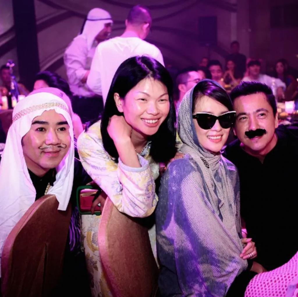 吕燕大秀，“初代名模”重出江湖，聊聊最传奇的三位……