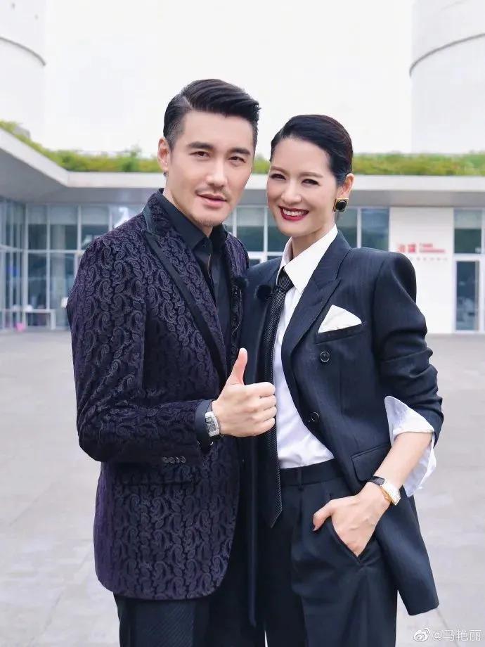 吕燕大秀，“初代名模”重出江湖，聊聊最传奇的三位……