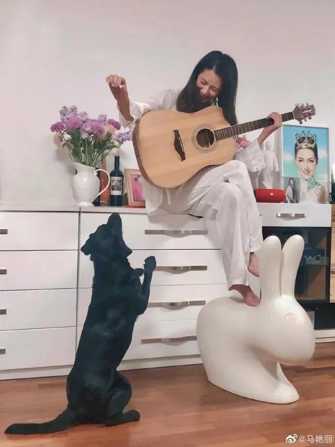 吕燕大秀，“初代名模”重出江湖，聊聊最传奇的三位……