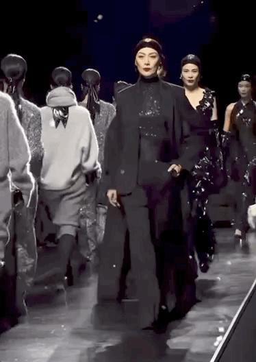 吕燕大秀，“初代名模”重出江湖，聊聊最传奇的三位……