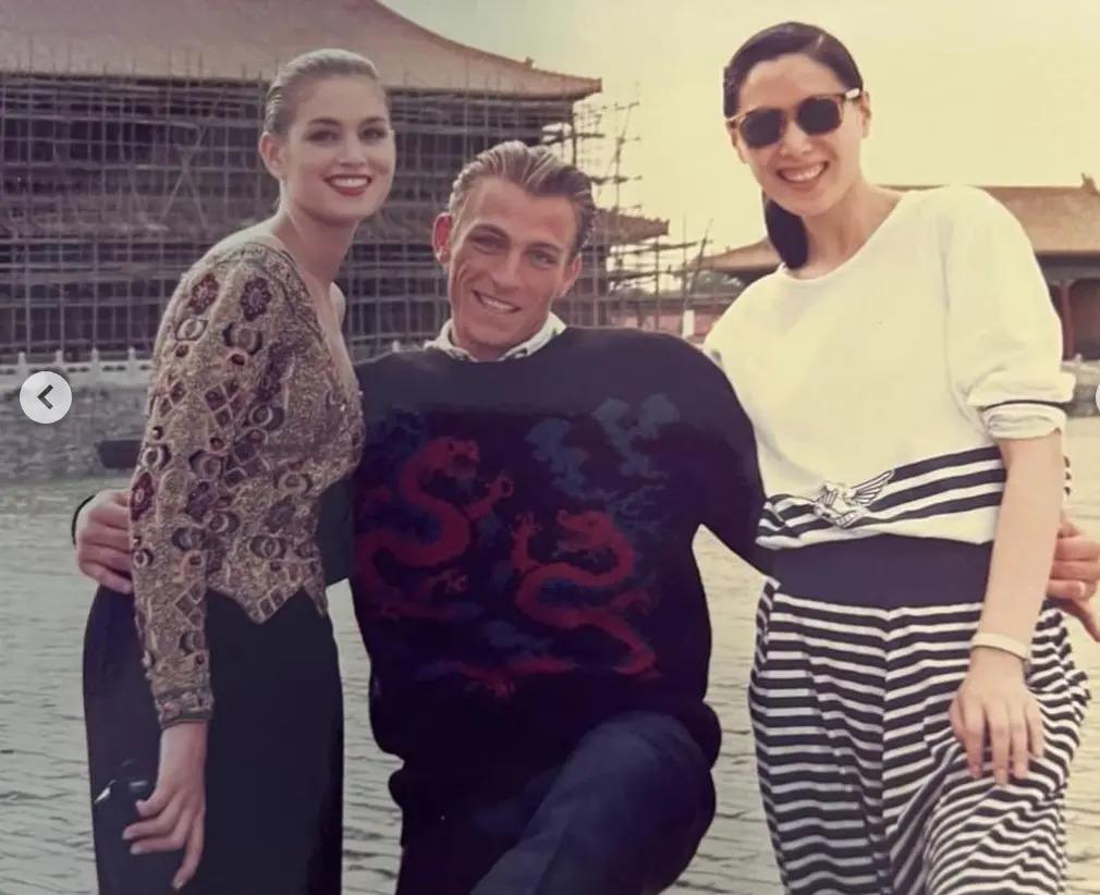 吕燕大秀，“初代名模”重出江湖，聊聊最传奇的三位……