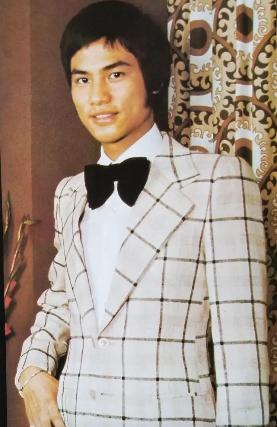 吕燕大秀，“初代名模”重出江湖，聊聊最传奇的三位……