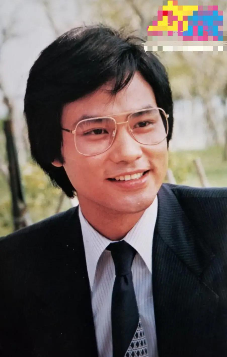 吕燕大秀，“初代名模”重出江湖，聊聊最传奇的三位……