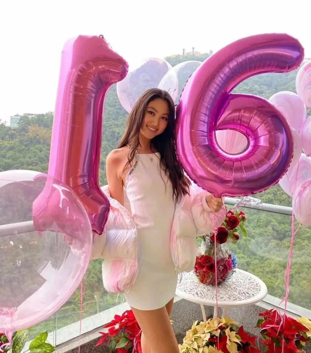 吕燕大秀，“初代名模”重出江湖，聊聊最传奇的三位……