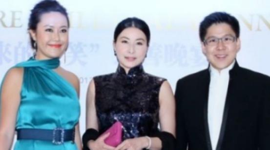 香港名媛成为单身母亲后抱着孩子跳了楼：并非软弱只是坚强太久