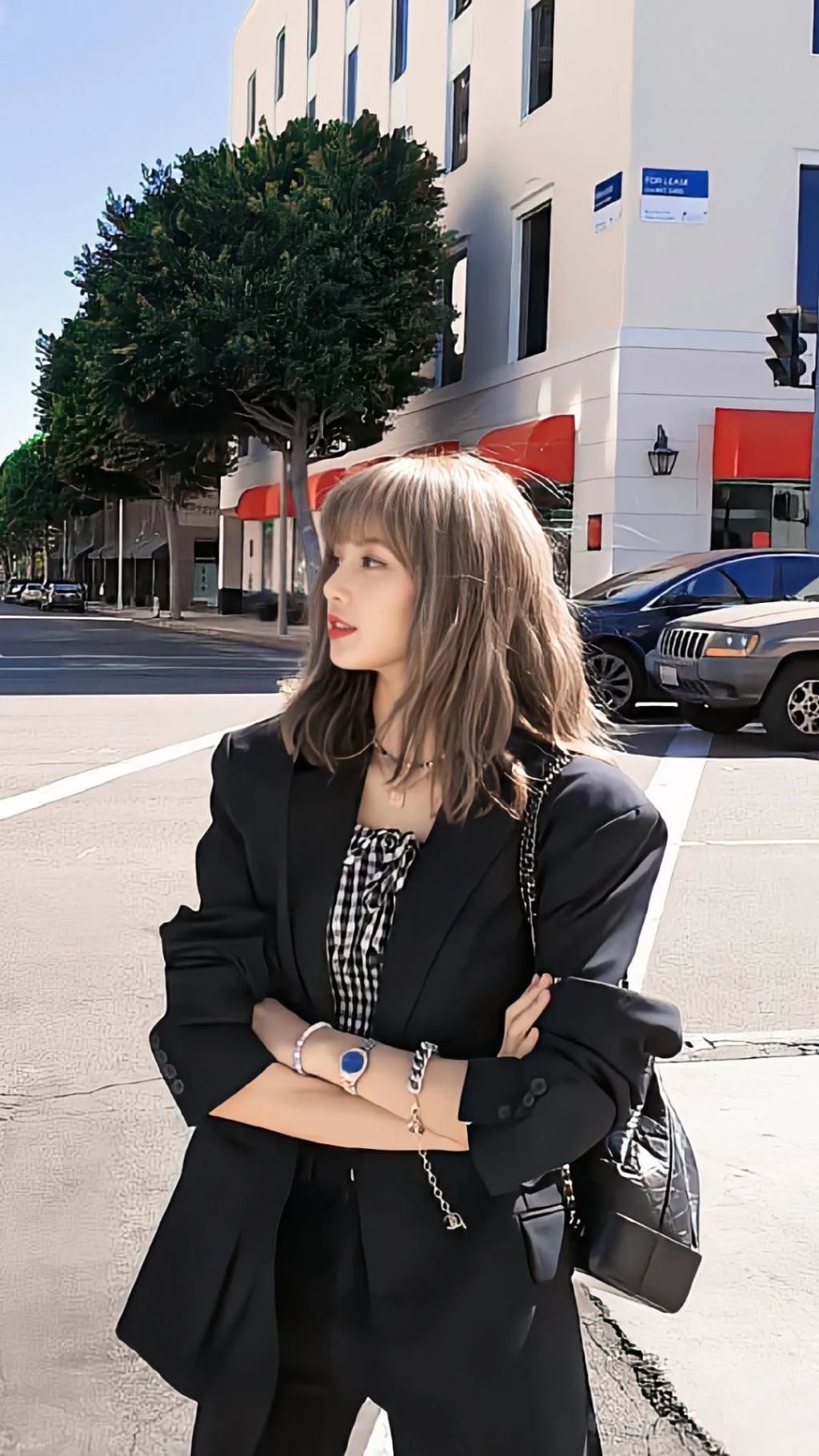 她真的没整容，就是换了一个造型！