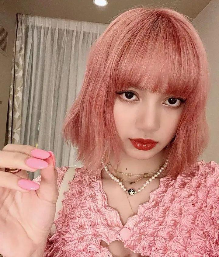 她真的没整容，就是换了一个造型！