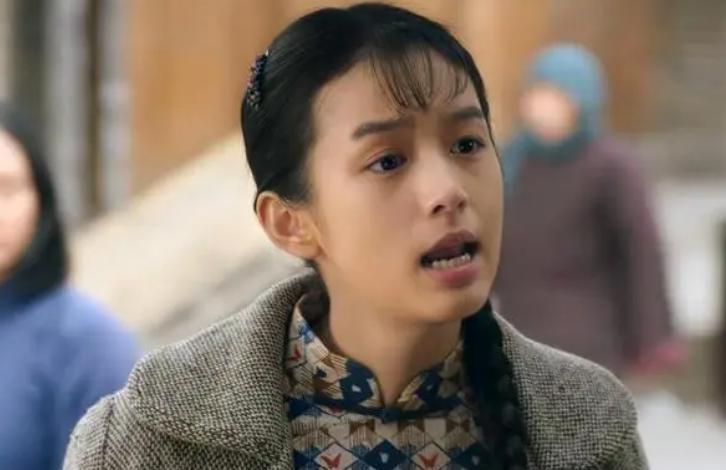 于正新剧妆造毁颜值，但周也抗住了