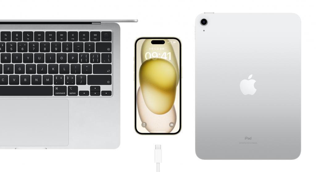 iPhone用上C口这半个多月，网友们差点吵翻天。。。