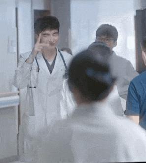 他是个讨人厌的医生吗？