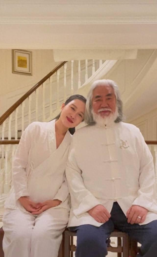 72岁张纪中被判赔526万！前妻樊馨蔓最终胜诉