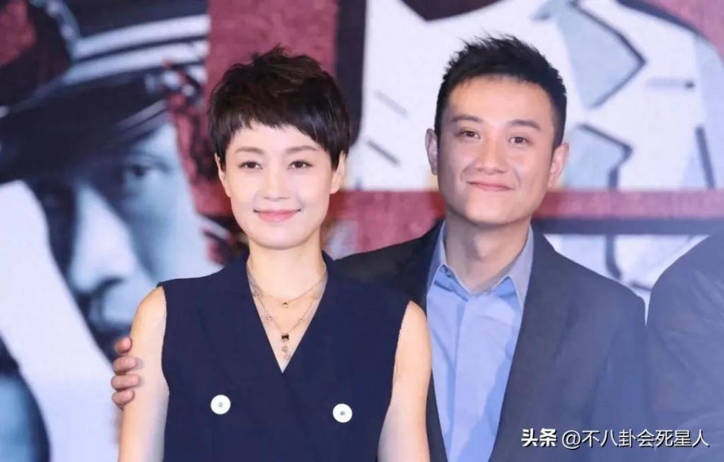 文章近照发腮太憔悴，和衣服印字格格不入，马伊琍却更光彩照人了