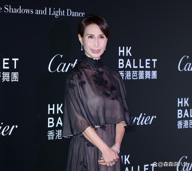 赌王女婿病危后奇迹般恢复，何超仪悬赏百万寻散布谣言者