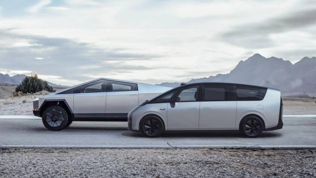 理想 MEGA，李想选择了流量最大的玩法