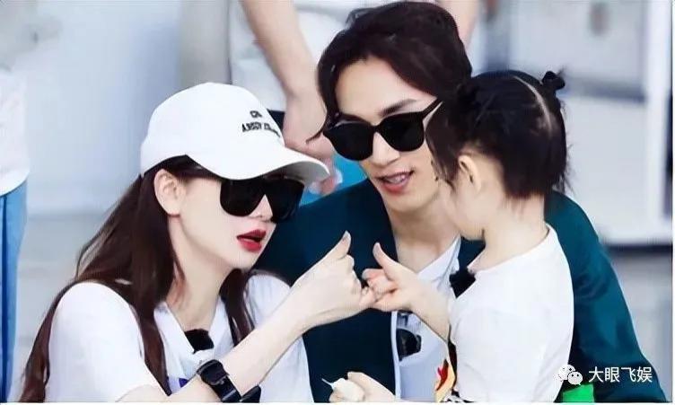 吉娜产后复出照曝光，网友：郎朗，你老婆怎么不穿紧身衣了