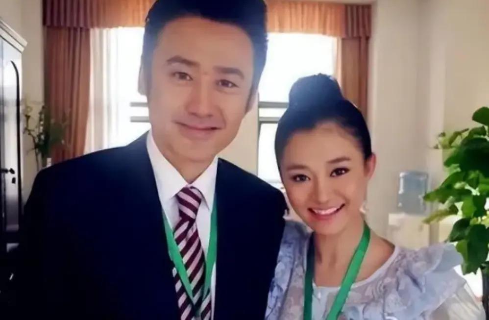 善恶终有报，54岁移居美国的吴秀波，变成“肥胖油腻男”