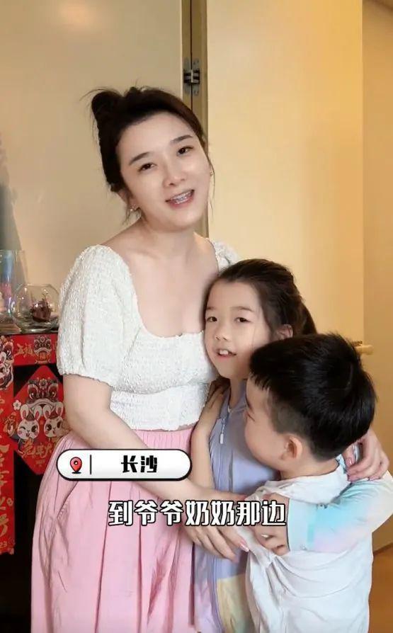 孩子没保住，官宣离婚，老公10天后找新欢…