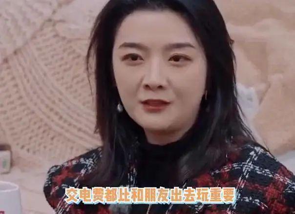 孩子没保住，官宣离婚，老公10天后找新欢…