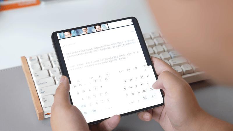 现在，重新认识一下折叠屏手机
