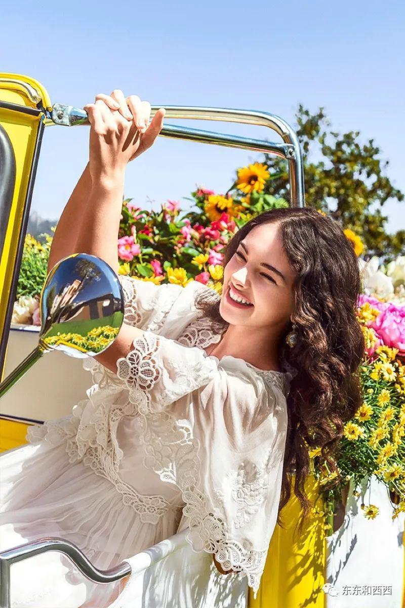 19岁球花女儿越变越美，新恋情曝光，男朋友好帅太养眼了