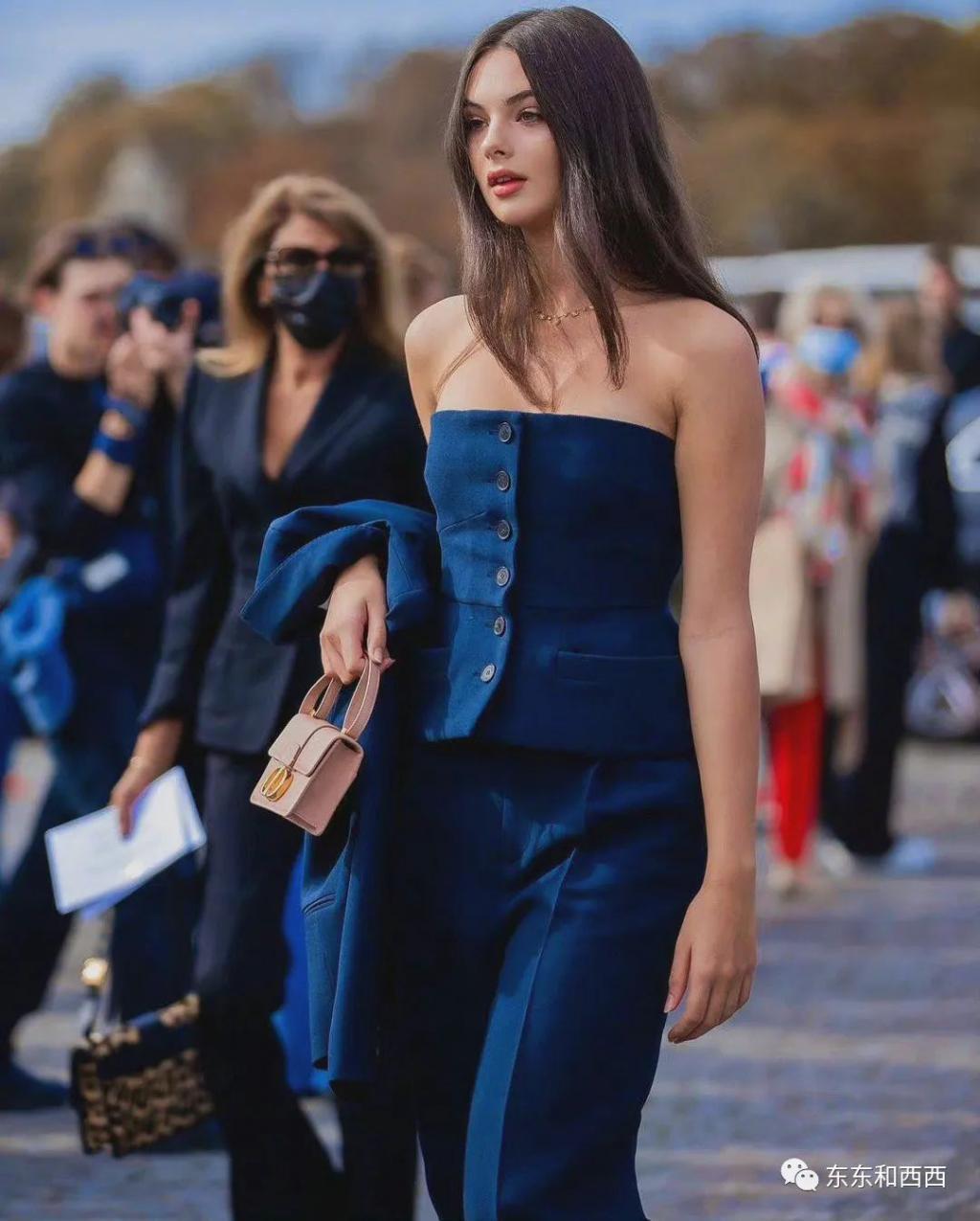 19岁球花女儿越变越美，新恋情曝光，男朋友好帅太养眼了