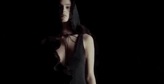 19岁球花女儿越变越美，新恋情曝光，男朋友好帅太养眼了