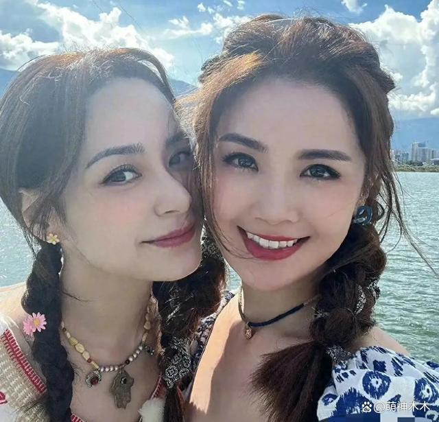 阿娇主动秀恩爱引热议，多段感情受挫折，转性爱上“女版陈冠希”