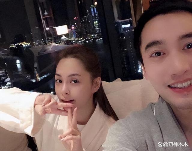 阿娇主动秀恩爱引热议，多段感情受挫折，转性爱上“女版陈冠希”