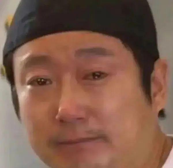 女爱豆回校遭霸凌？她明明什么也没做错啊