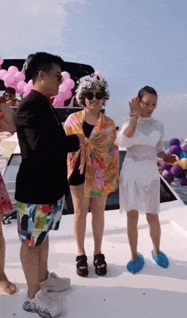 上亿的税都帮忙补？！说是亲爹不为过吧……