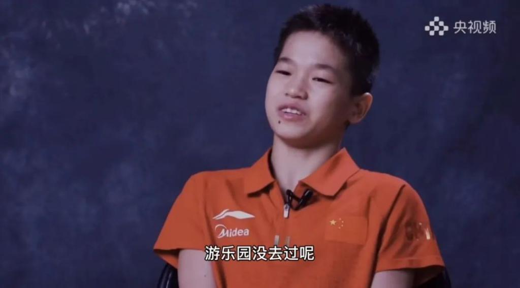 从“吹爆”到网暴，请全红婵走下神坛