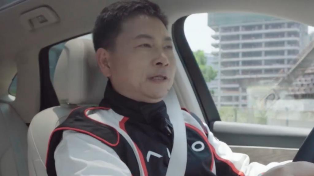 为了让你别瞎开车，余承东操碎了心