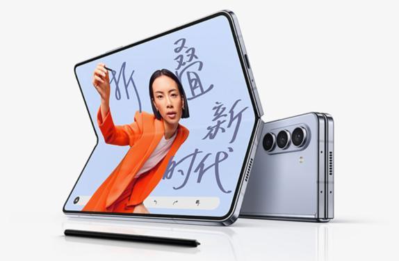 折叠屏时代到来！这四款折叠屏新机可谓当前最优解