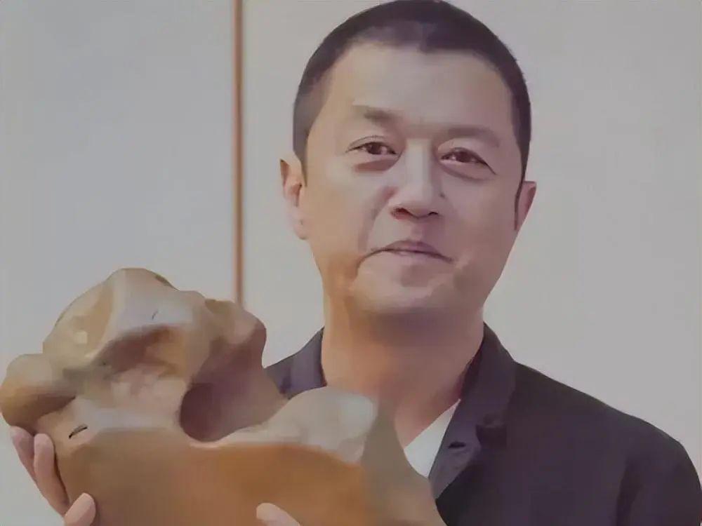 这一次，52岁李亚鹏该为自己的错误买单了