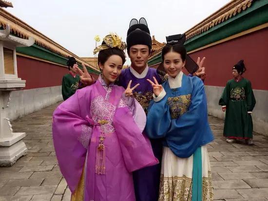 姐夫竟然跟她结婚了，还有了孩子……