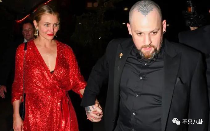 被渣男坑得这么惨，她终于开始反杀了？！